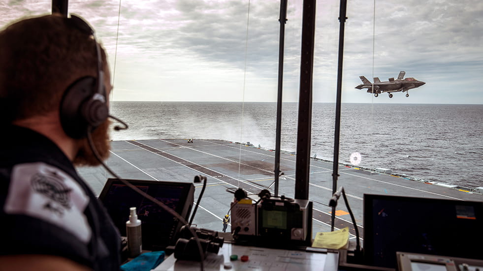 Aircraft controller