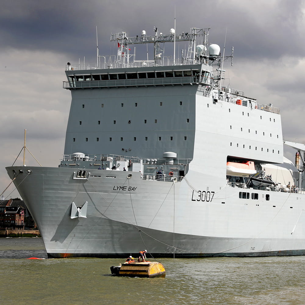RFA Lyme Bay arriving into London 