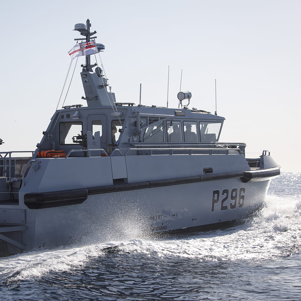 Royal Navy Ship, HMS Dagger patrolling at sea