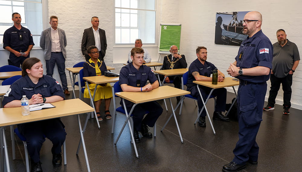 Royal-Navy-Bases-and-Stations-HMS Raleigh-06-seamanship