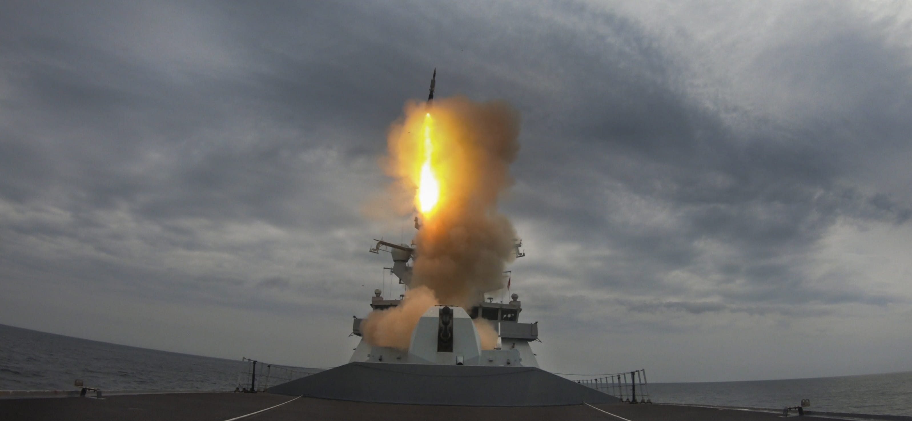 HMS Dragon a Royal Navy Type 45 destroyer carried out a successful firing of a Sea Viper missile in the Atlantic off the Hebride Isles.